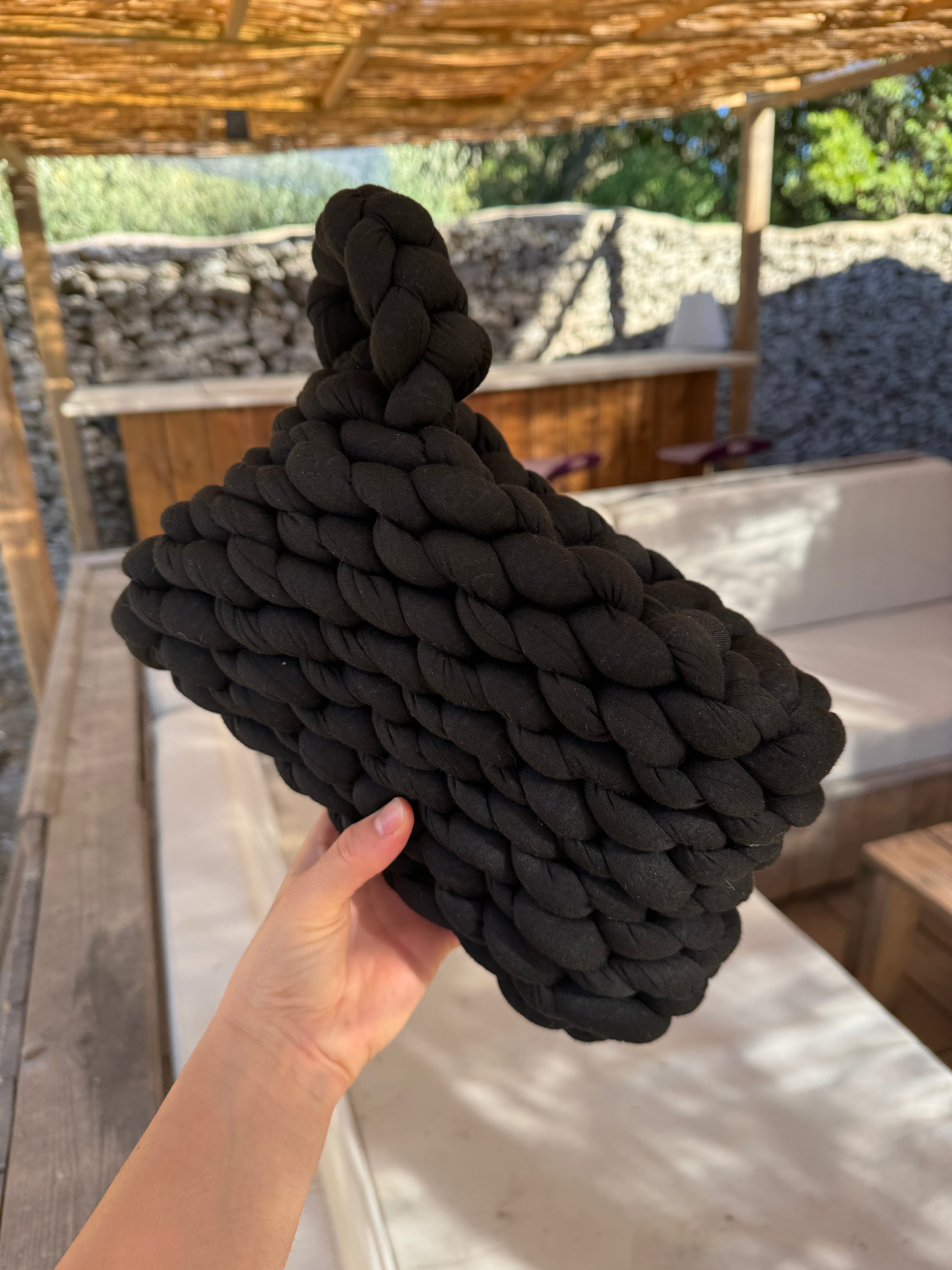 La pochette tressée